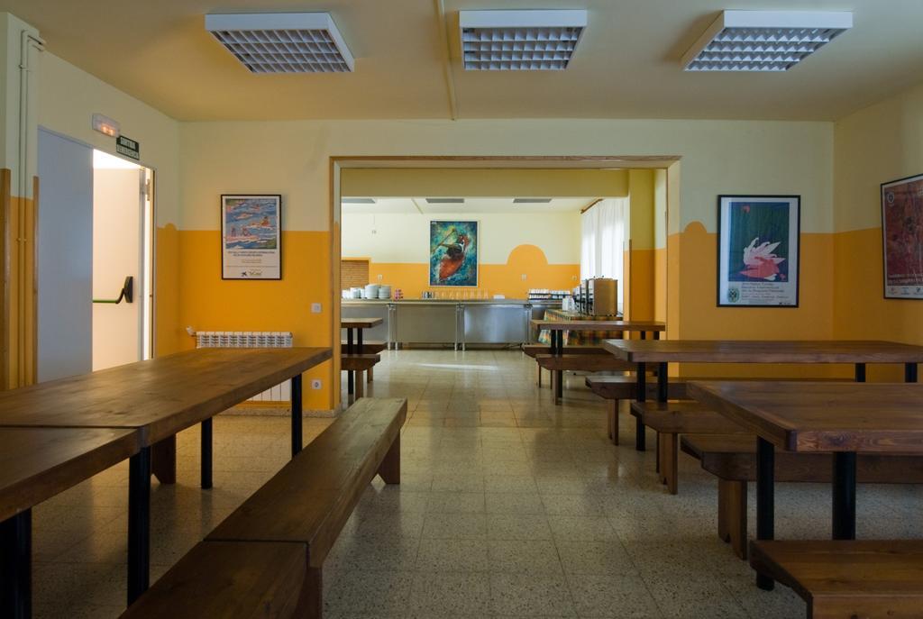 Alberg Escola De Piraguisme De Sort Ngoại thất bức ảnh