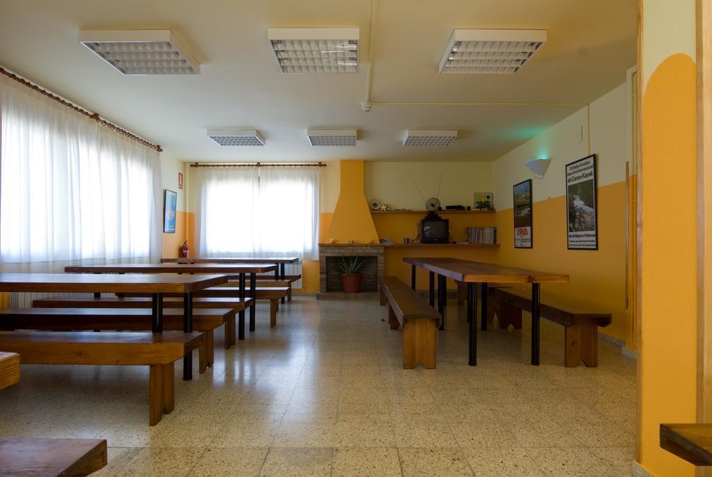 Alberg Escola De Piraguisme De Sort Ngoại thất bức ảnh